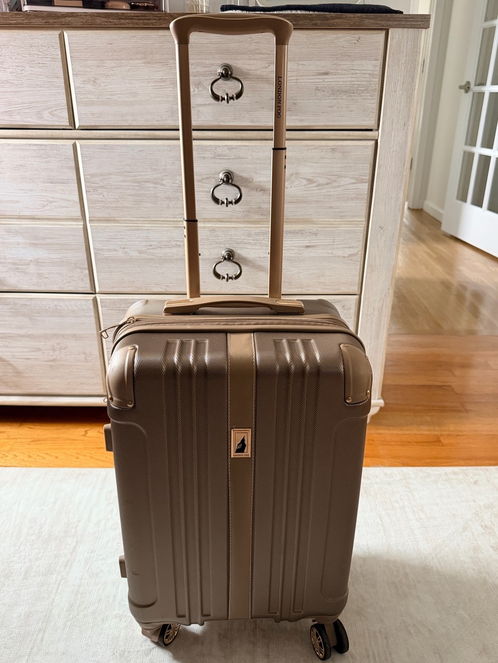 London Fog Metallic Bronze Carry-On Spinner Luggage